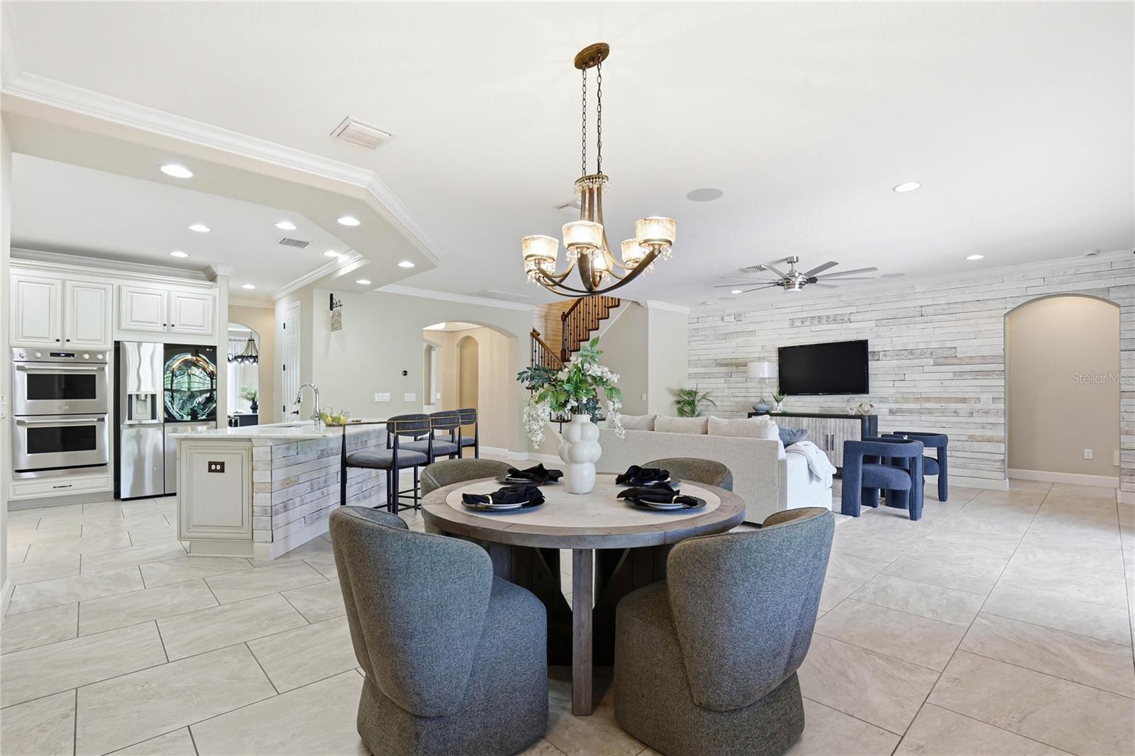 1737 VIRGINIA WILLOW DR
