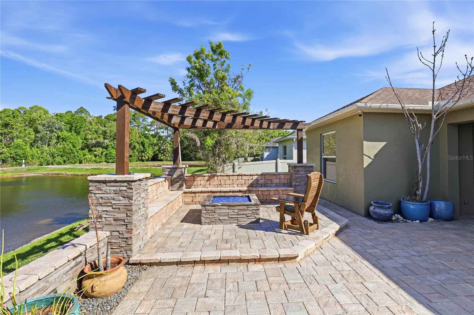 1737 VIRGINIA WILLOW DR