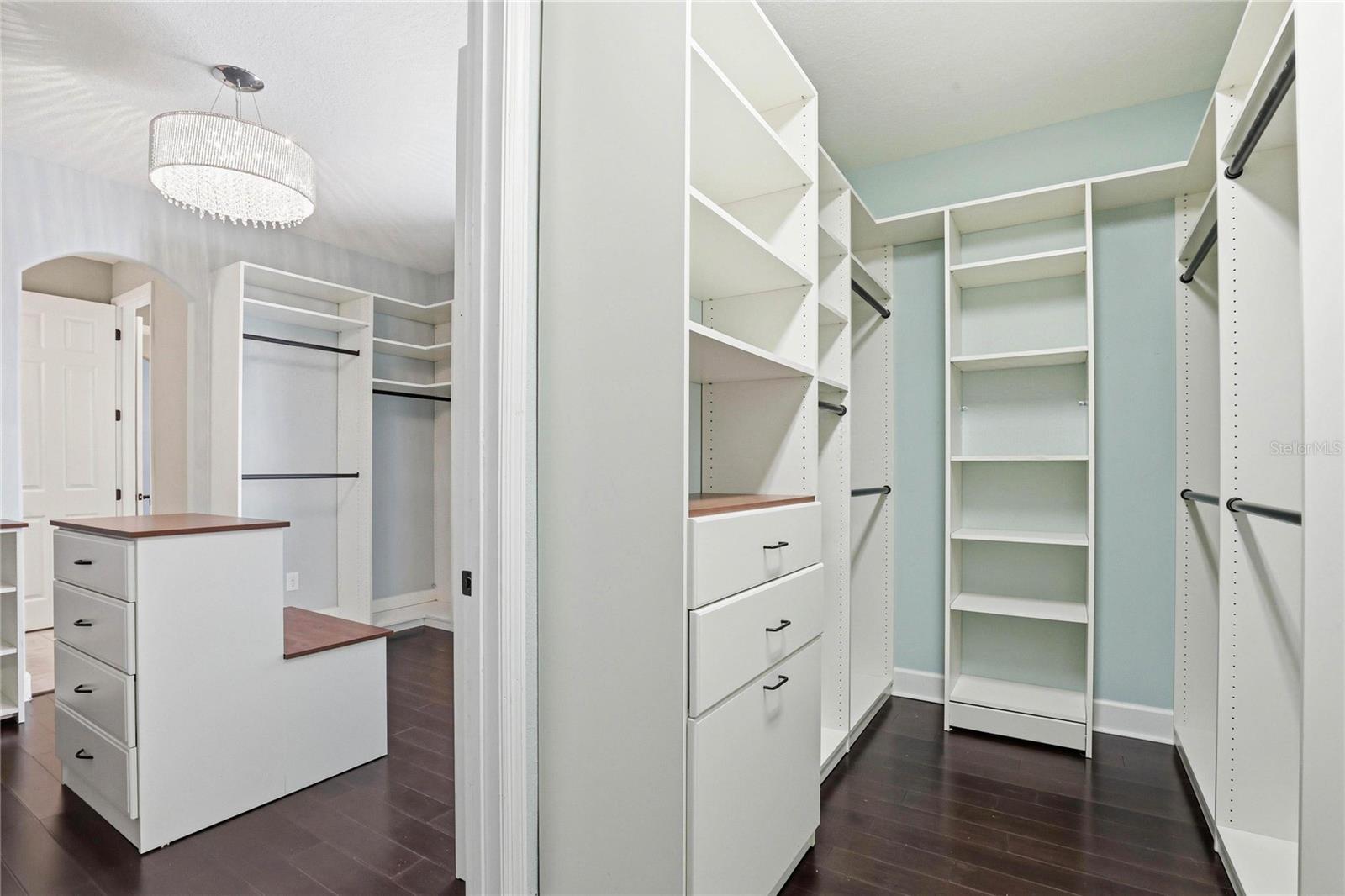 1737 VIRGINIA WILLOW DR