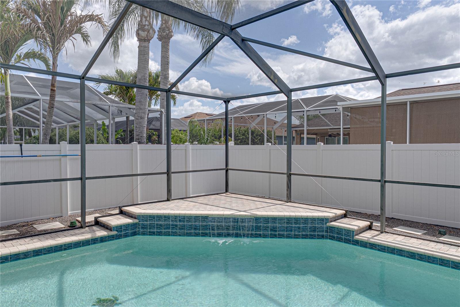 1542 SWAMP ROSE LN