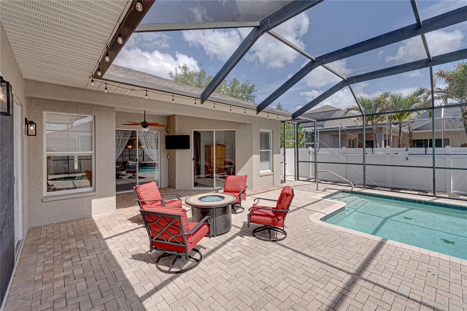 1542 SWAMP ROSE LN