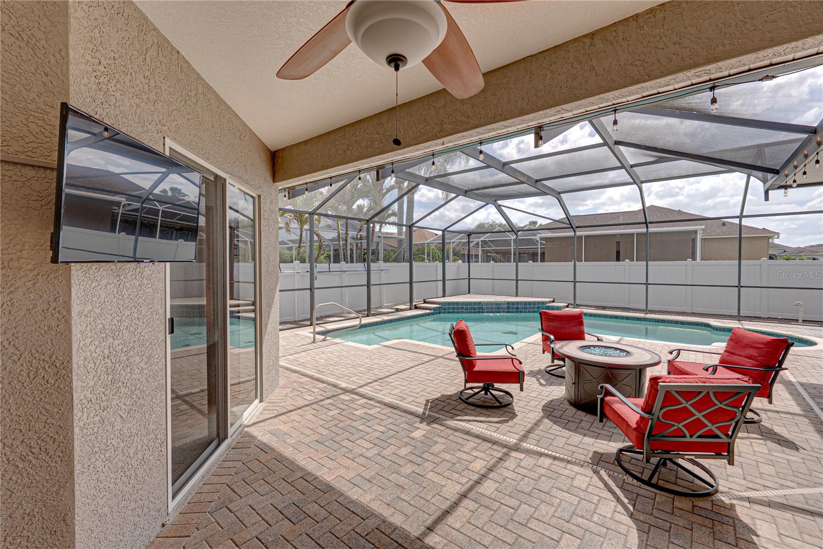 1542 SWAMP ROSE LN