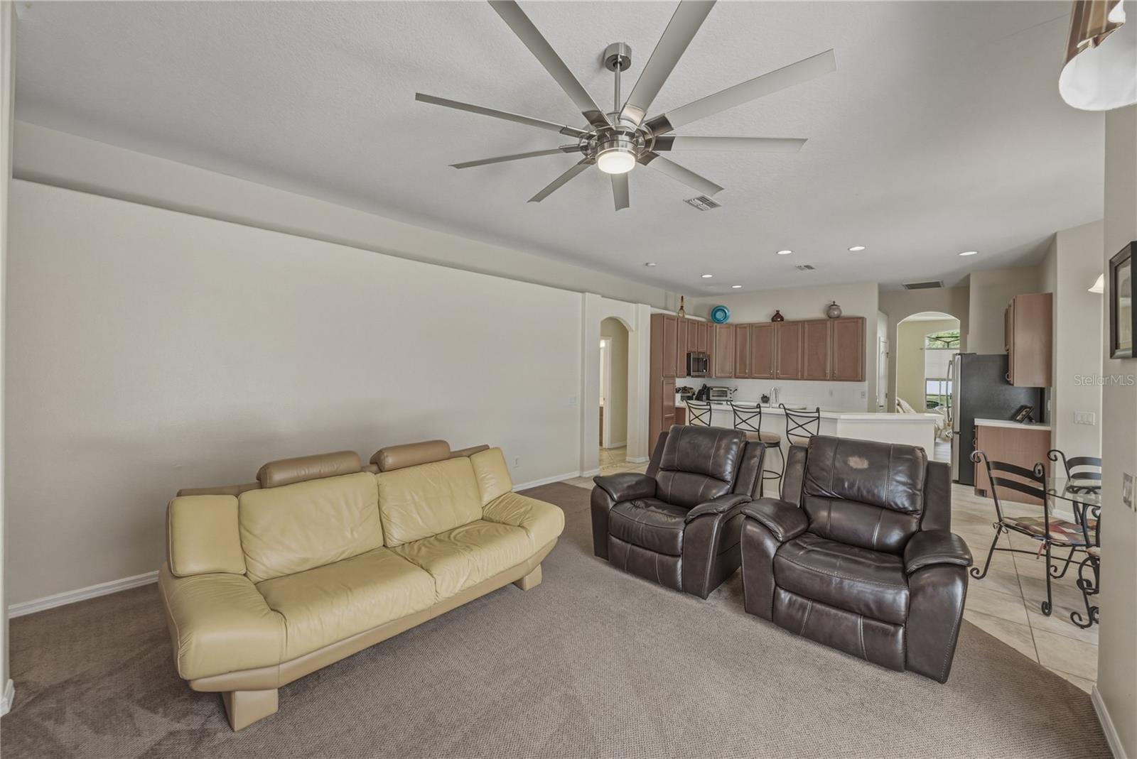 1542 SWAMP ROSE LN