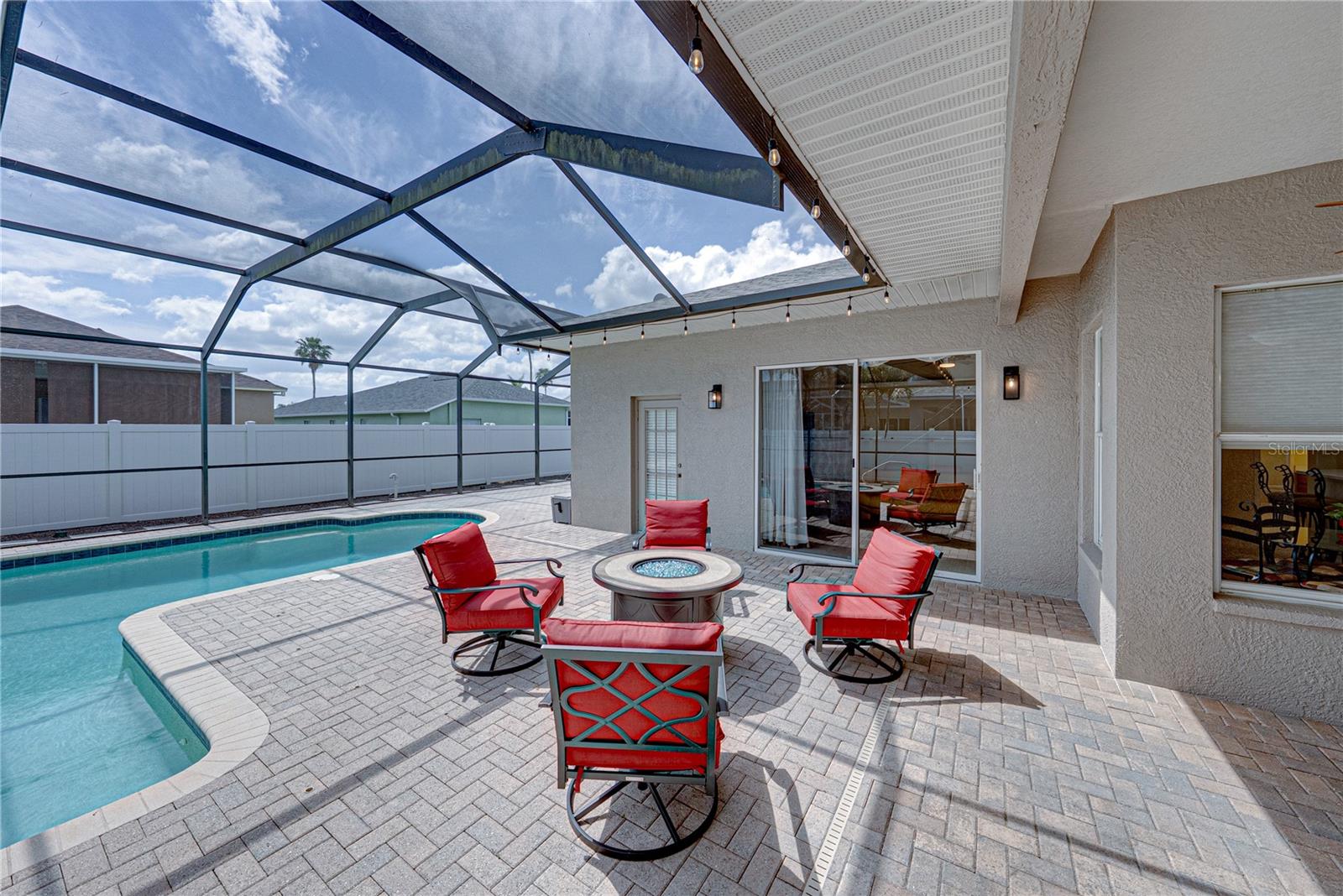 1542 SWAMP ROSE LN