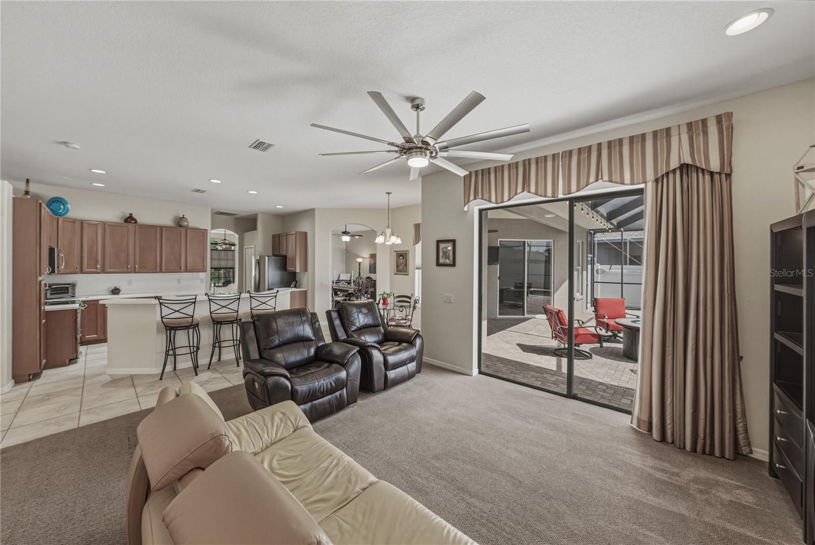1542 SWAMP ROSE LN