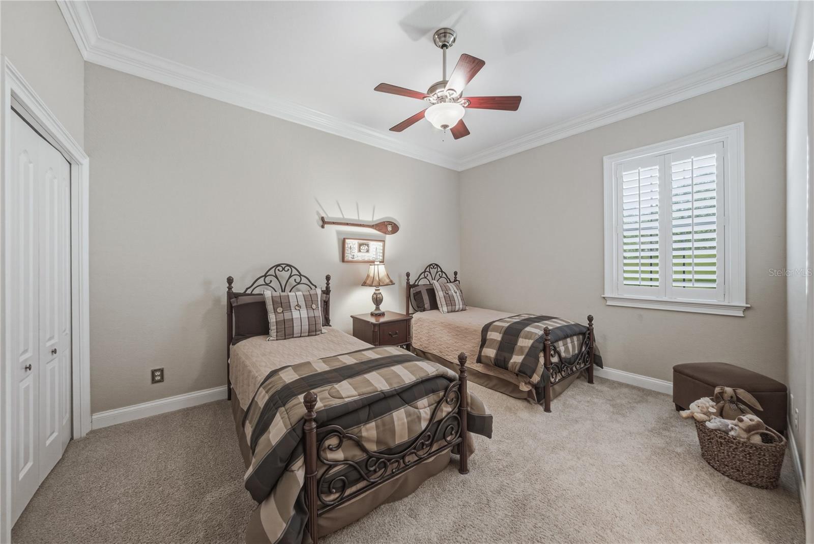 810 SAVANNAH OAKS DR