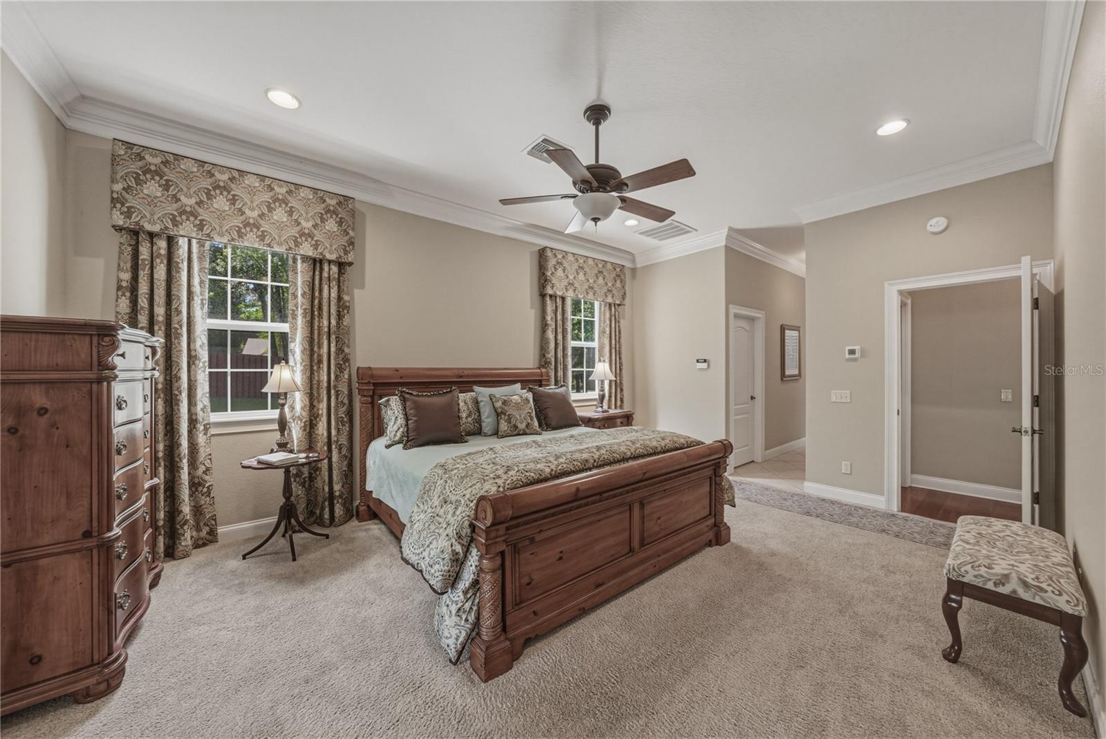 810 SAVANNAH OAKS DR