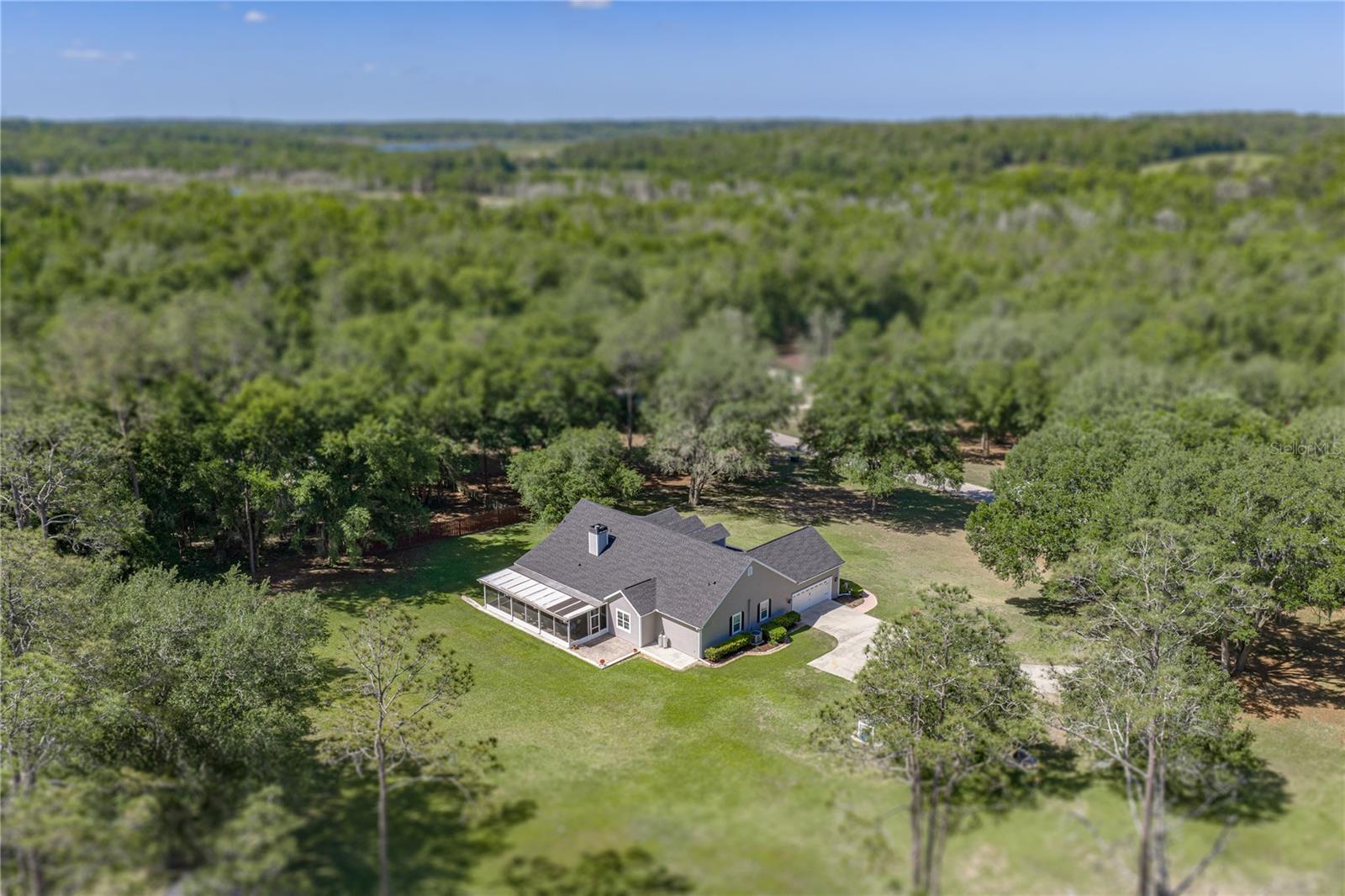 810 SAVANNAH OAKS DR