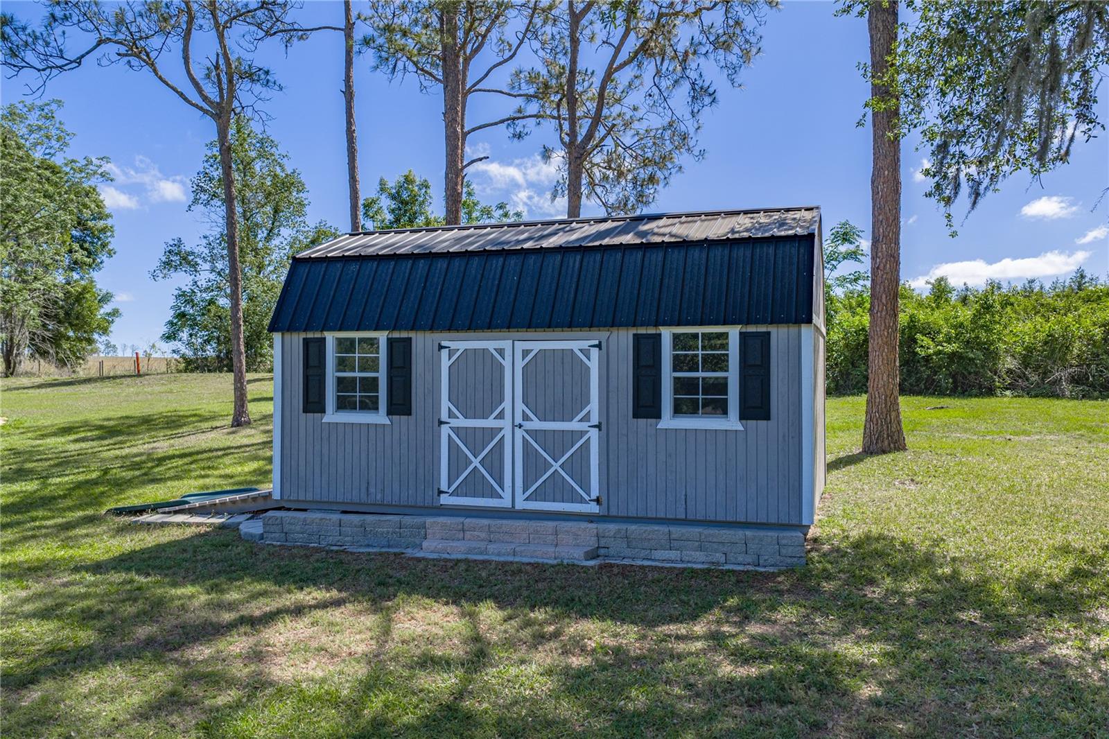 810 SAVANNAH OAKS DR