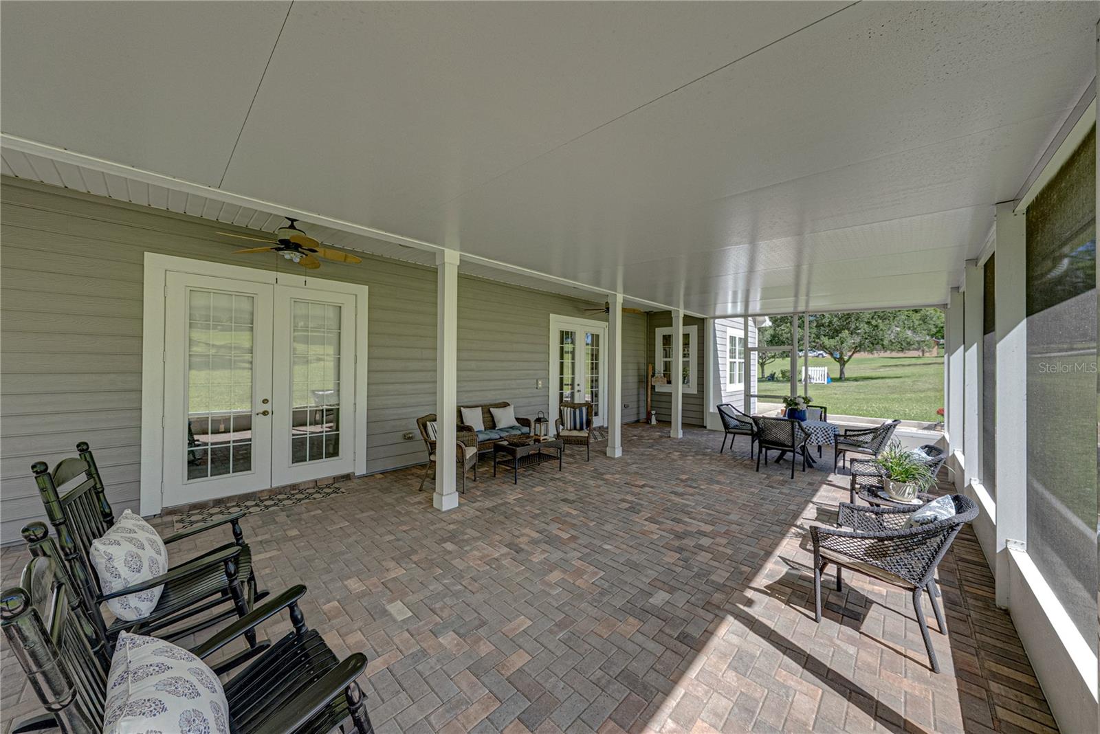 810 SAVANNAH OAKS DR