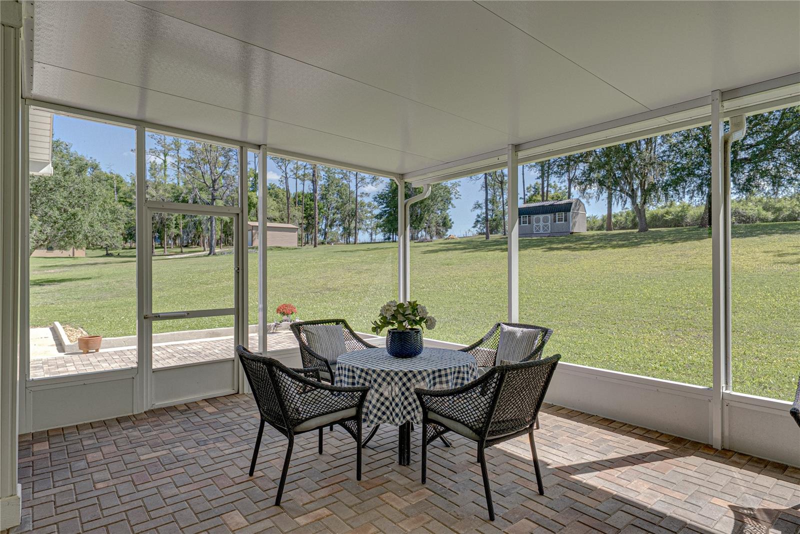 810 SAVANNAH OAKS DR