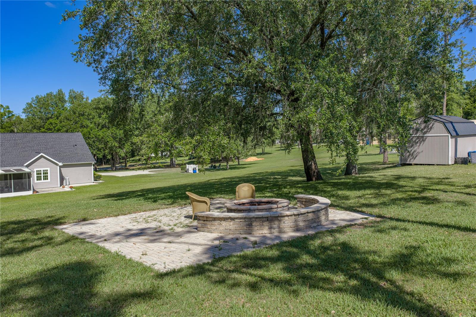 810 SAVANNAH OAKS DR