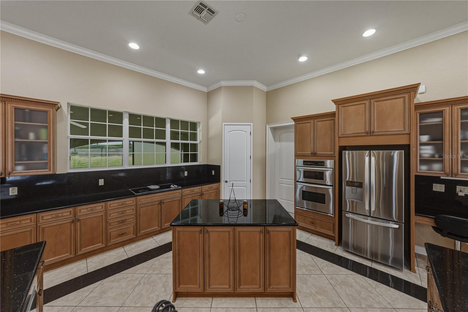 37624 SKY RIDGE CIR