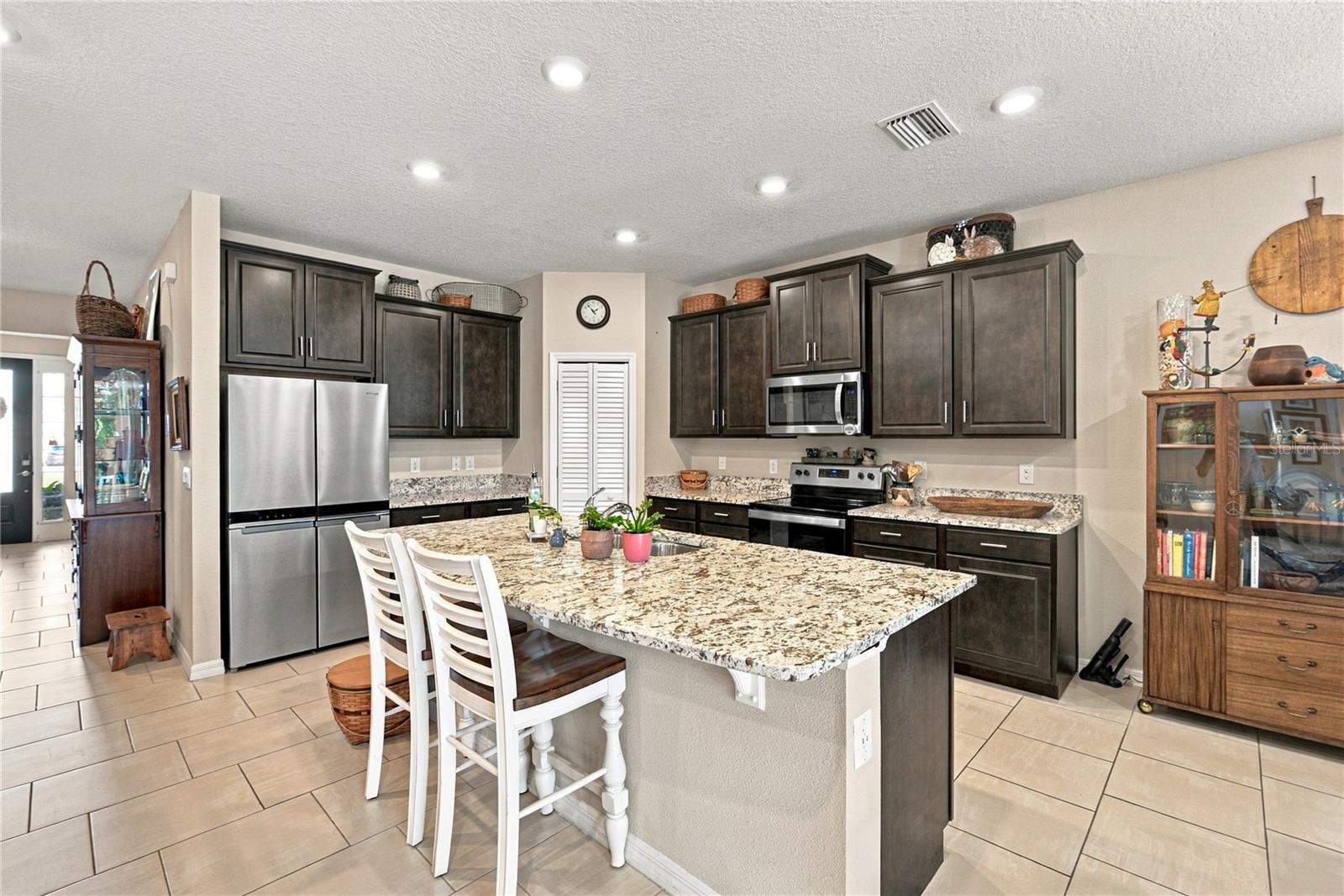 6689 COBBLE BLISS ST