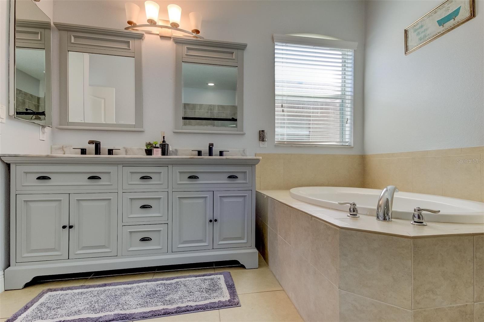 12403 CRICKLEWOOD DR