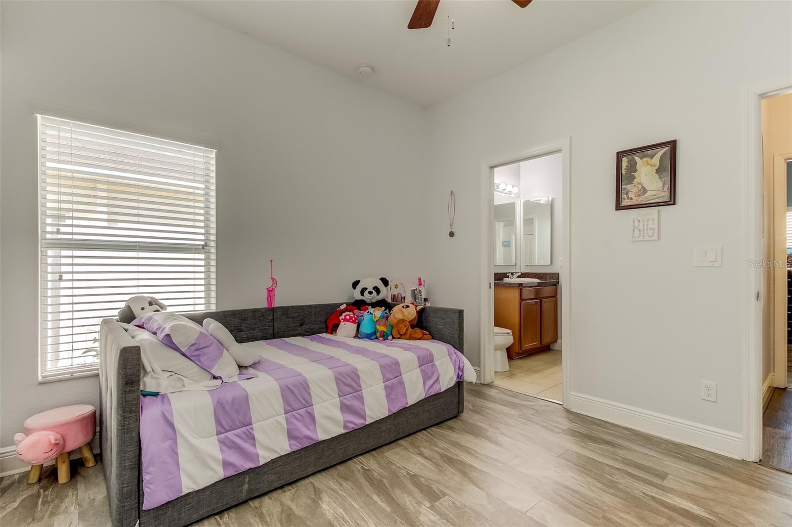 12403 CRICKLEWOOD DR