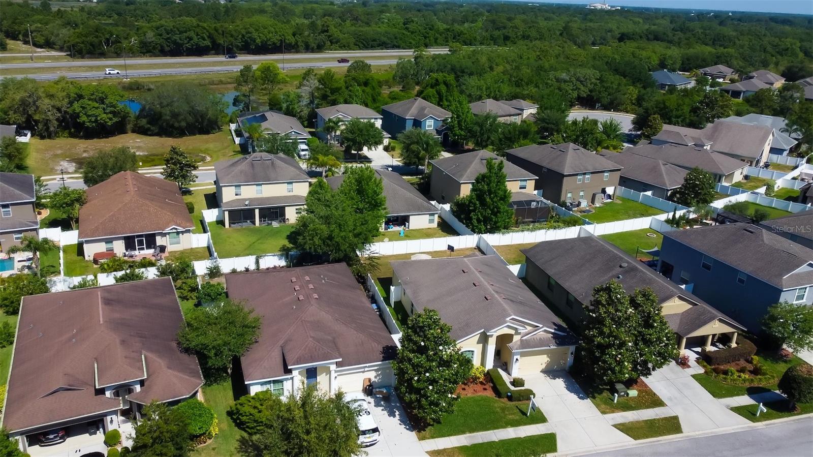 12403 CRICKLEWOOD DR