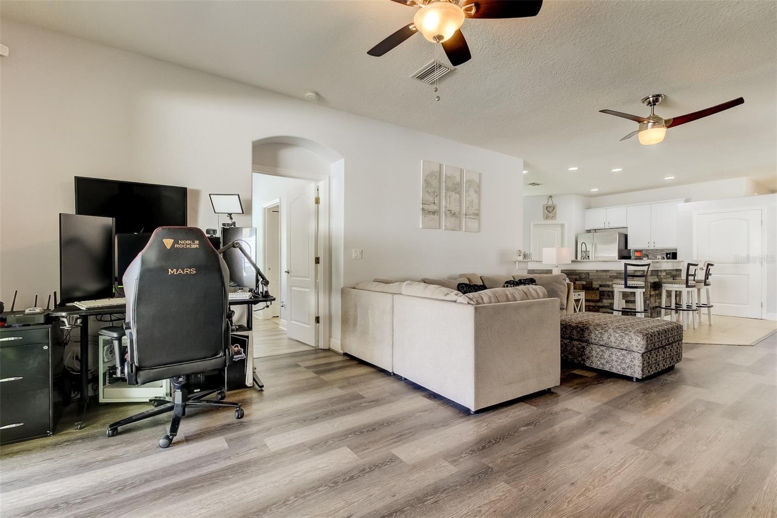 12403 CRICKLEWOOD DR