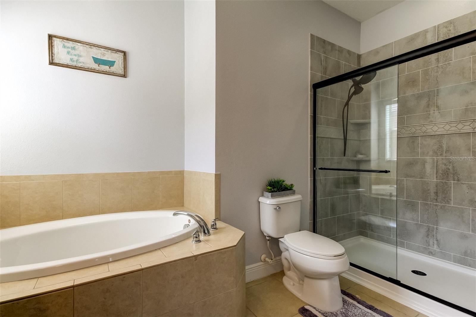 12403 CRICKLEWOOD DR