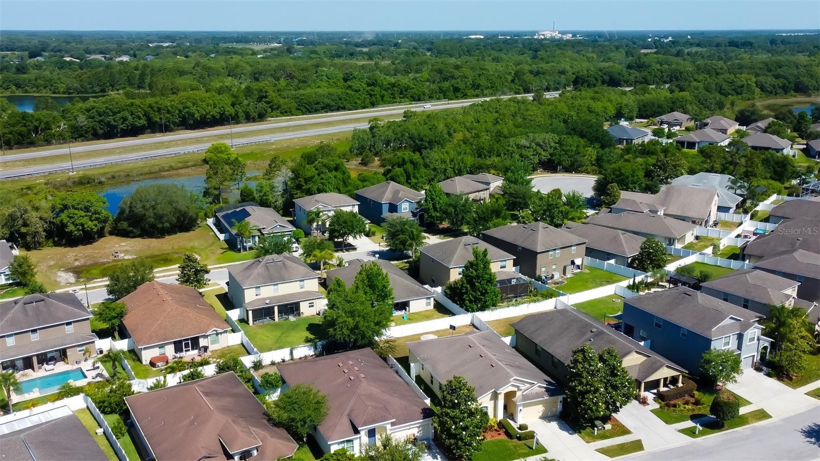 12403 CRICKLEWOOD DR