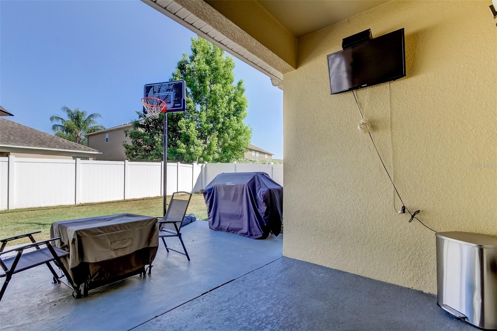 12403 CRICKLEWOOD DR