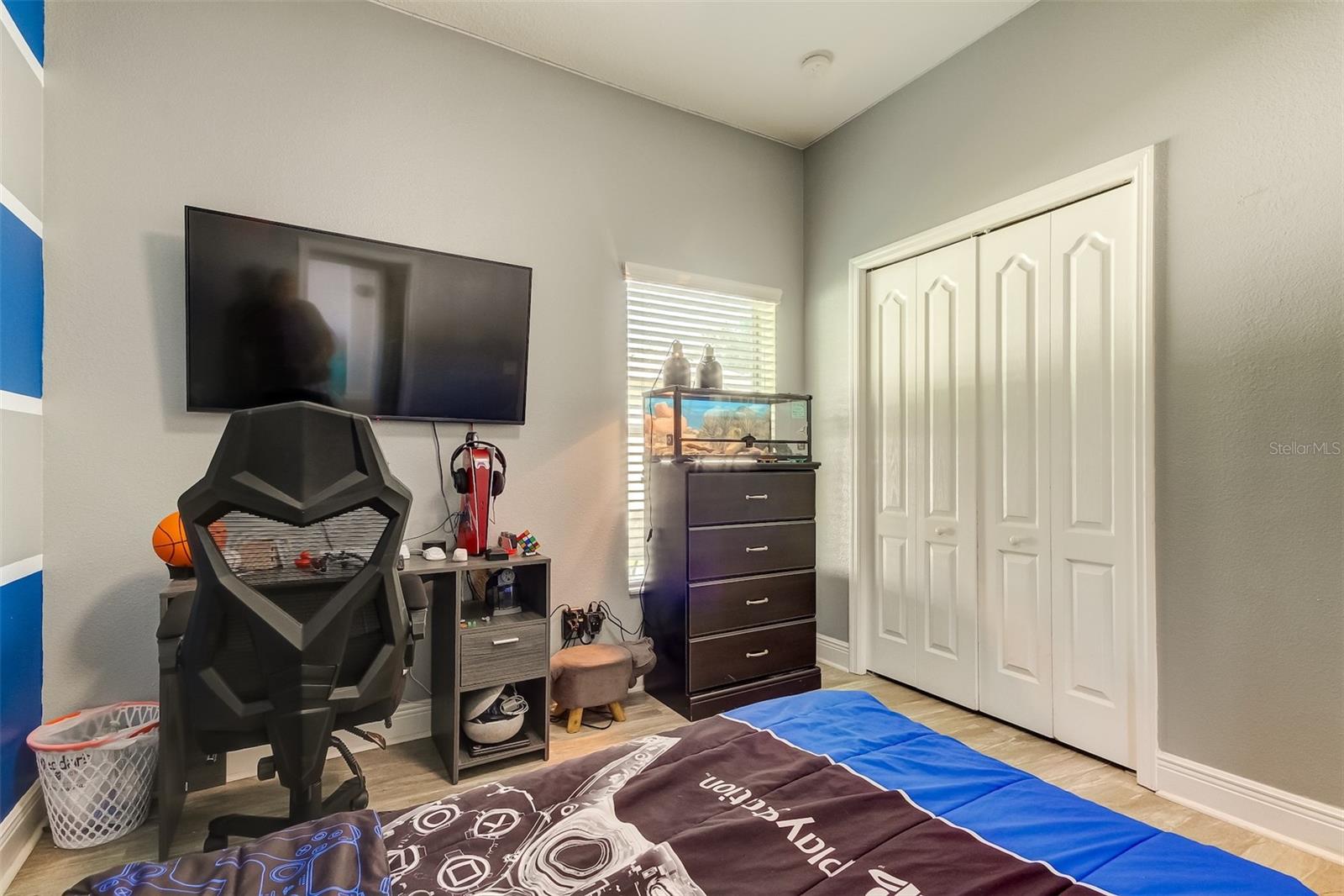 12403 CRICKLEWOOD DR