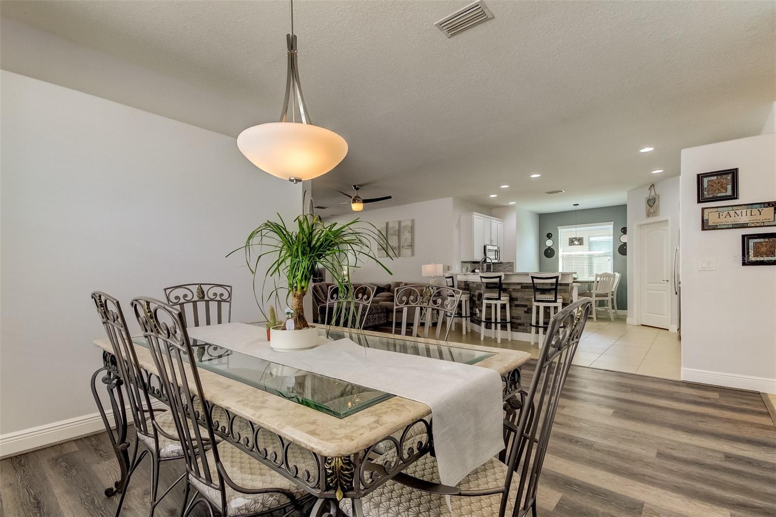 12403 CRICKLEWOOD DR