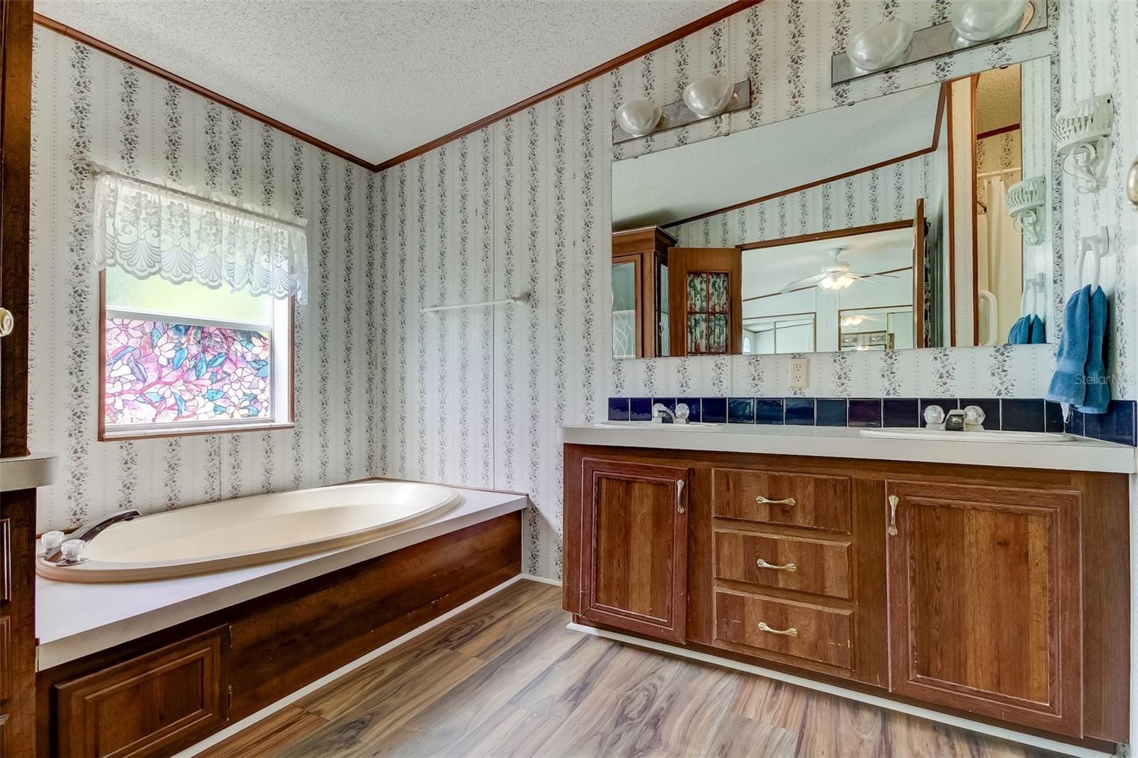 27223 DAYFLOWER BLVD