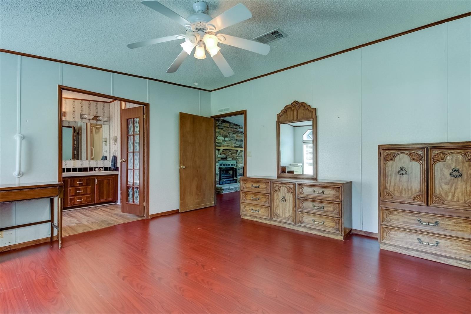 27223 DAYFLOWER BLVD