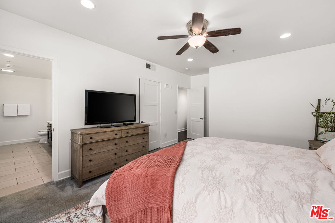 4644 Coldwater Canyon Ave Unit: 103