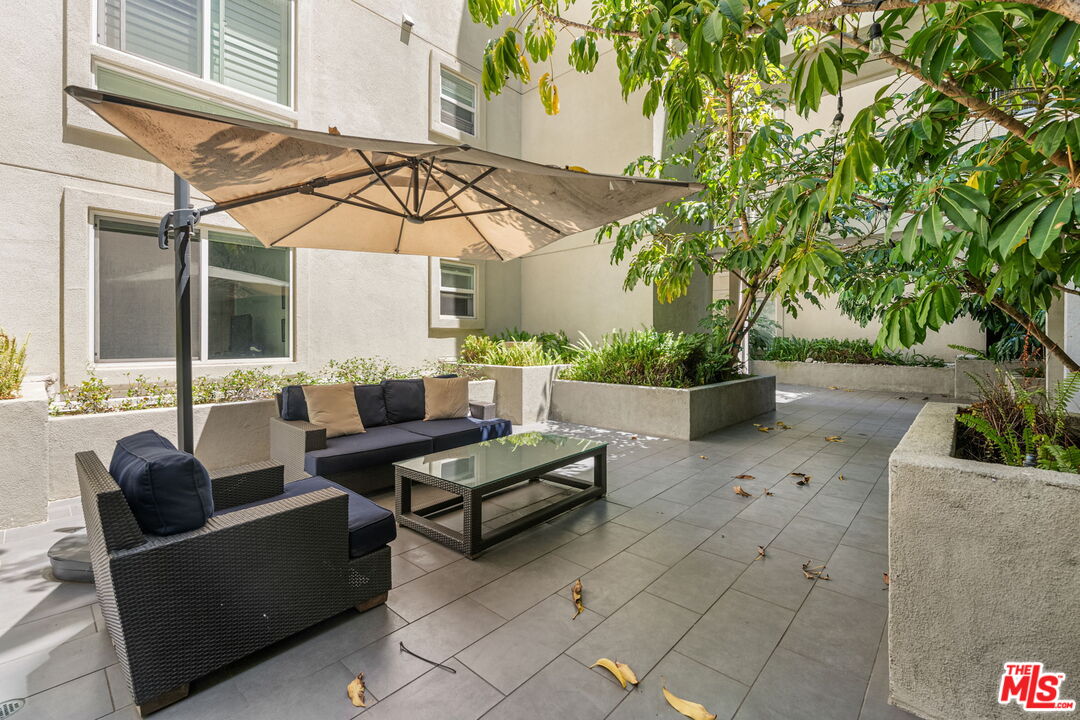 4644 Coldwater Canyon Ave Unit: 103