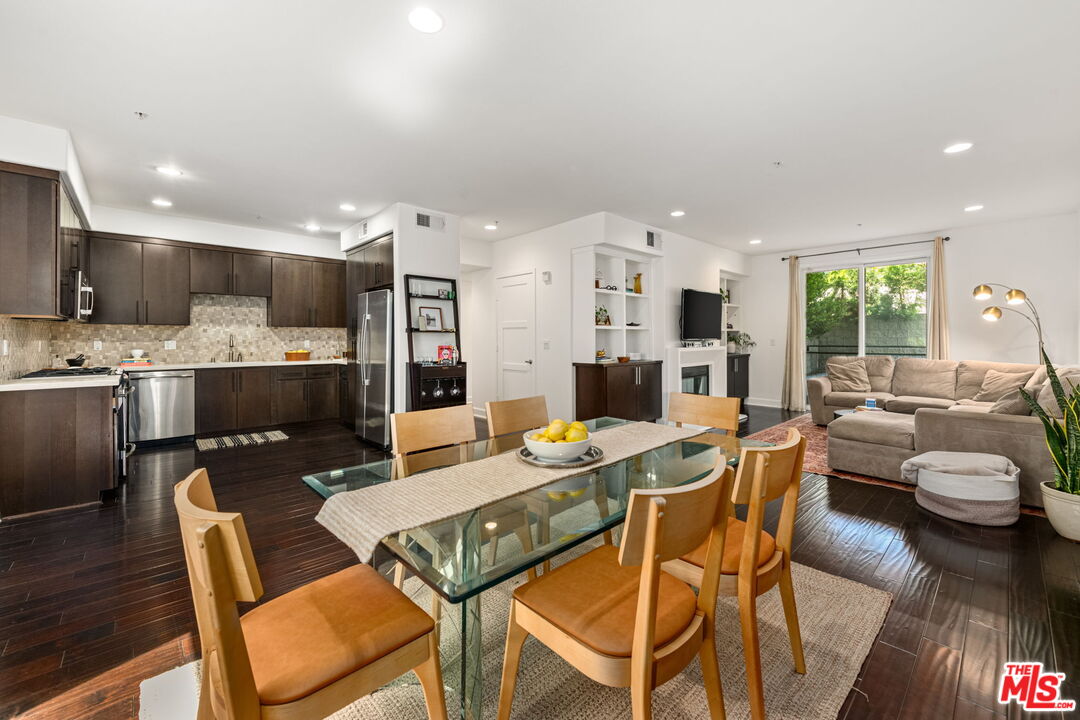 4644 Coldwater Canyon Ave Unit: 103