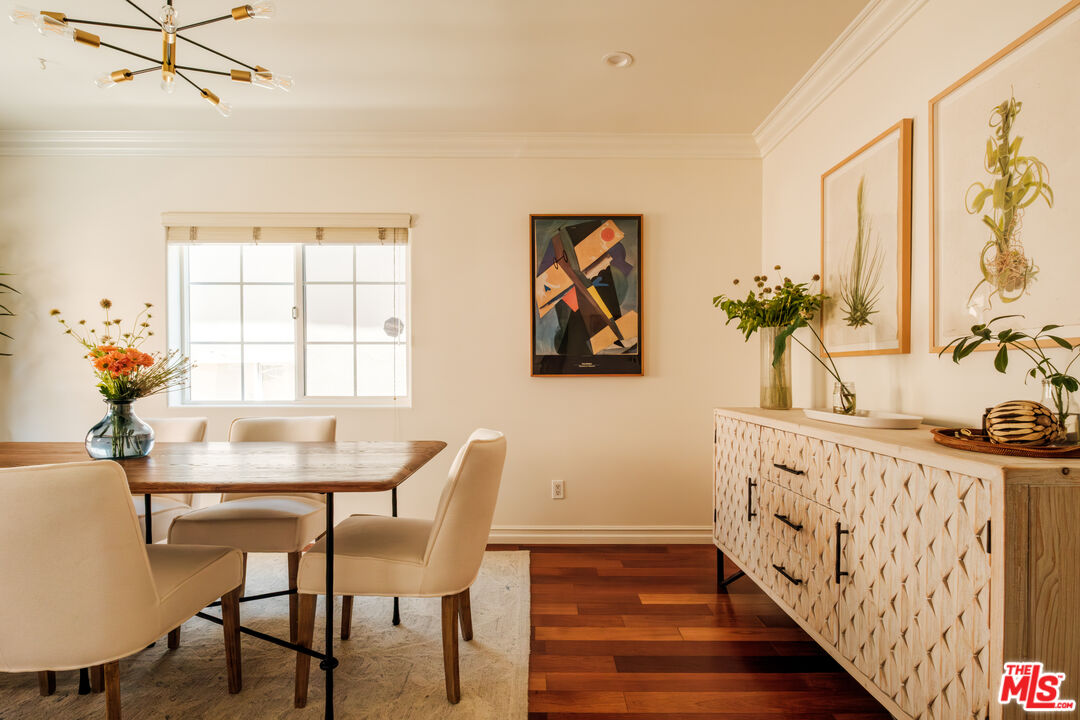 821 S Gramercy Pl Unit: 2