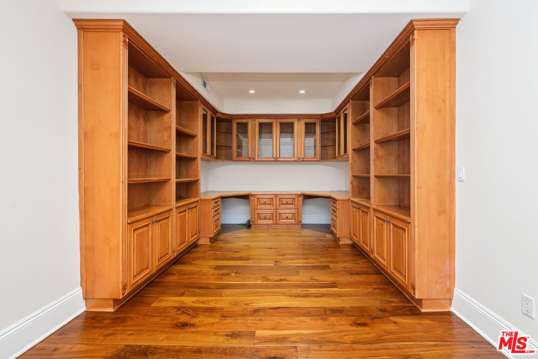 419 N Laurel Ave
