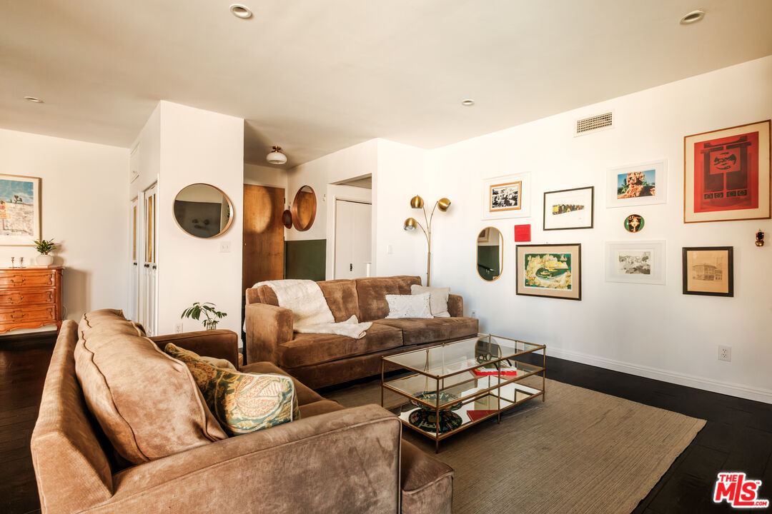 14569 Benefit St Unit: 209