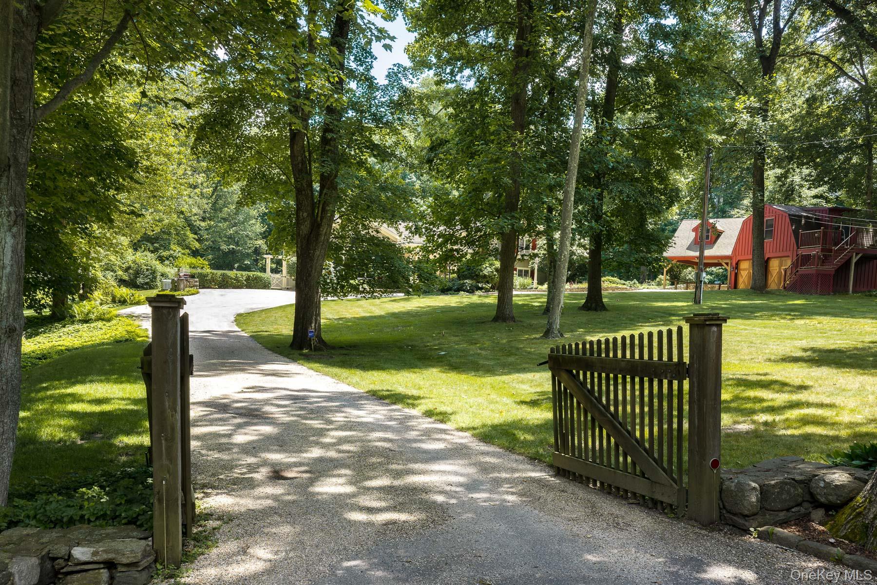 28 Bayberry Lane