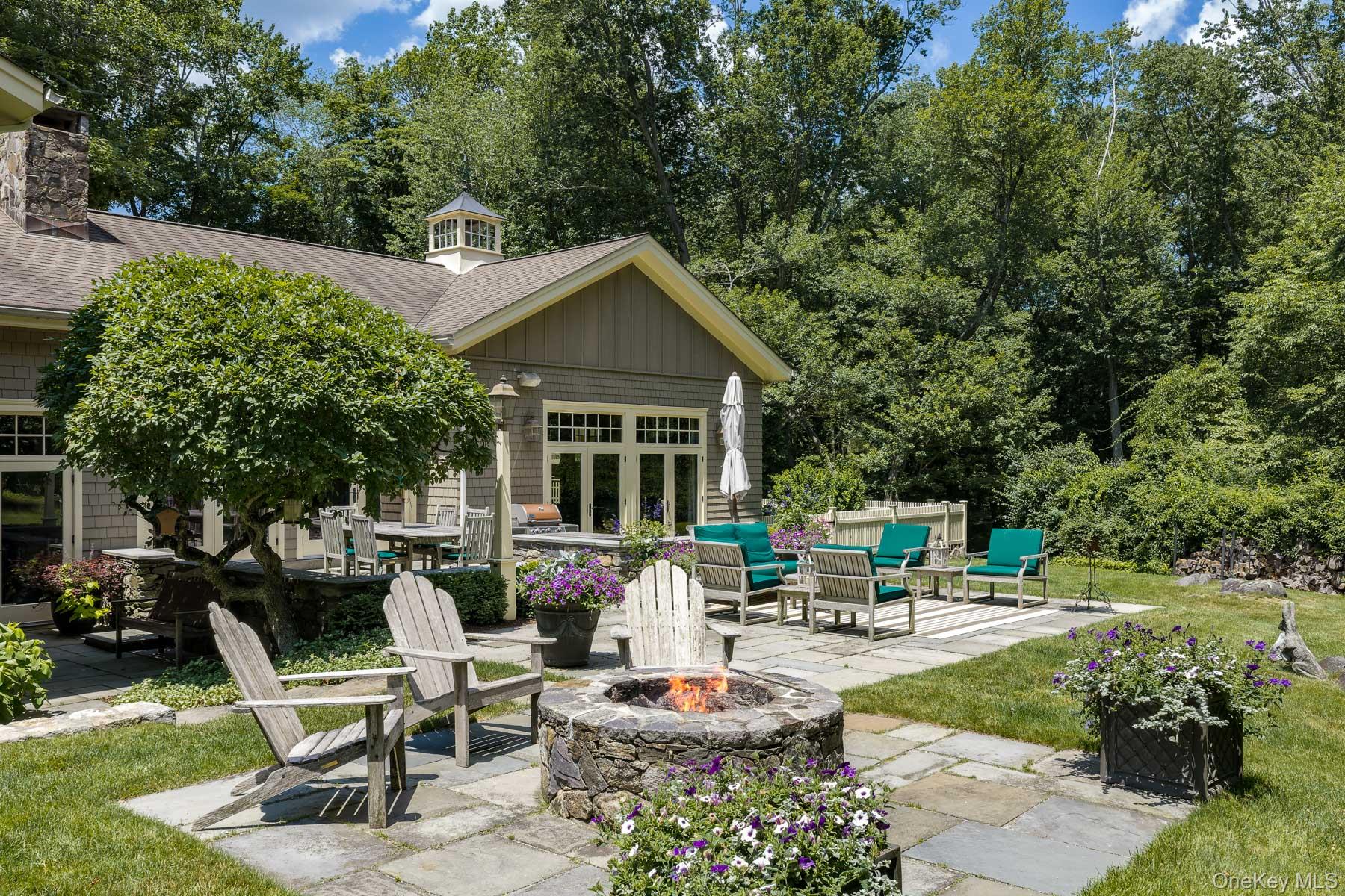 28 Bayberry Lane