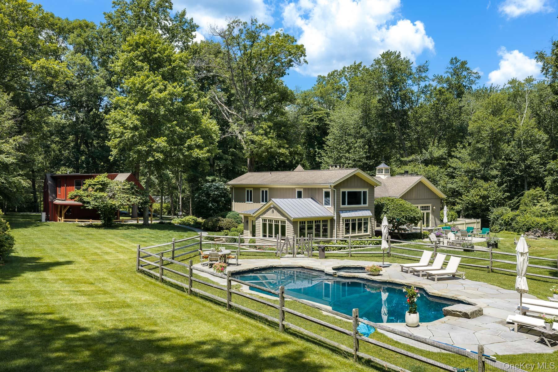 28 Bayberry Lane