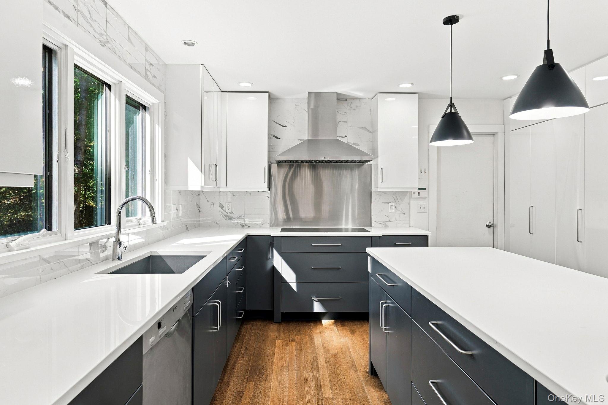 32 Sarles Street