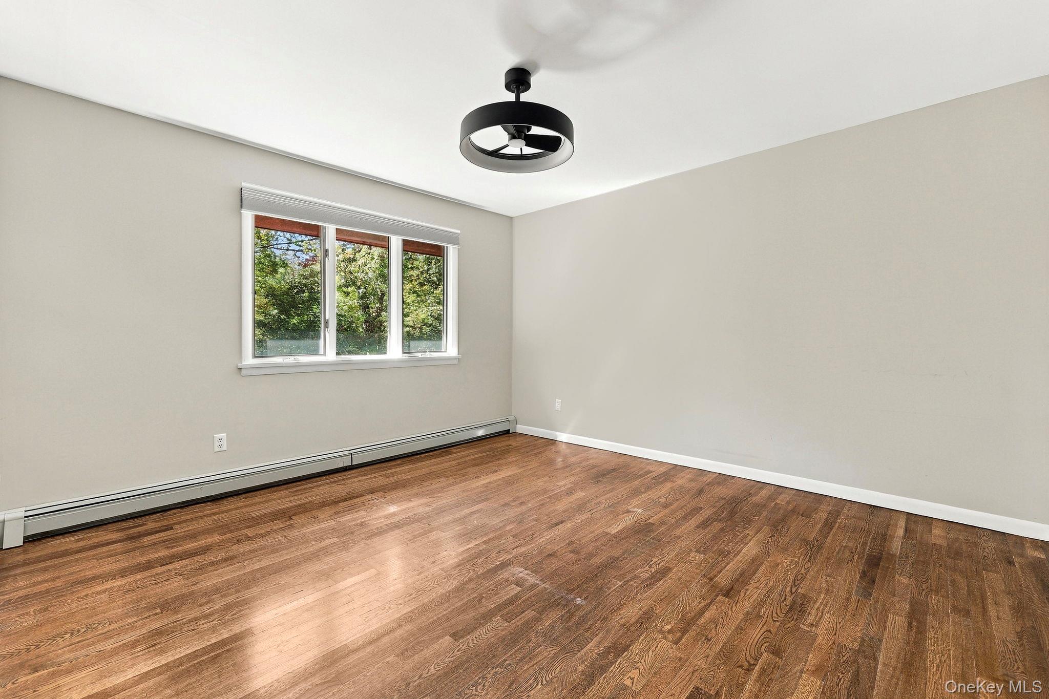 32 Sarles Street
