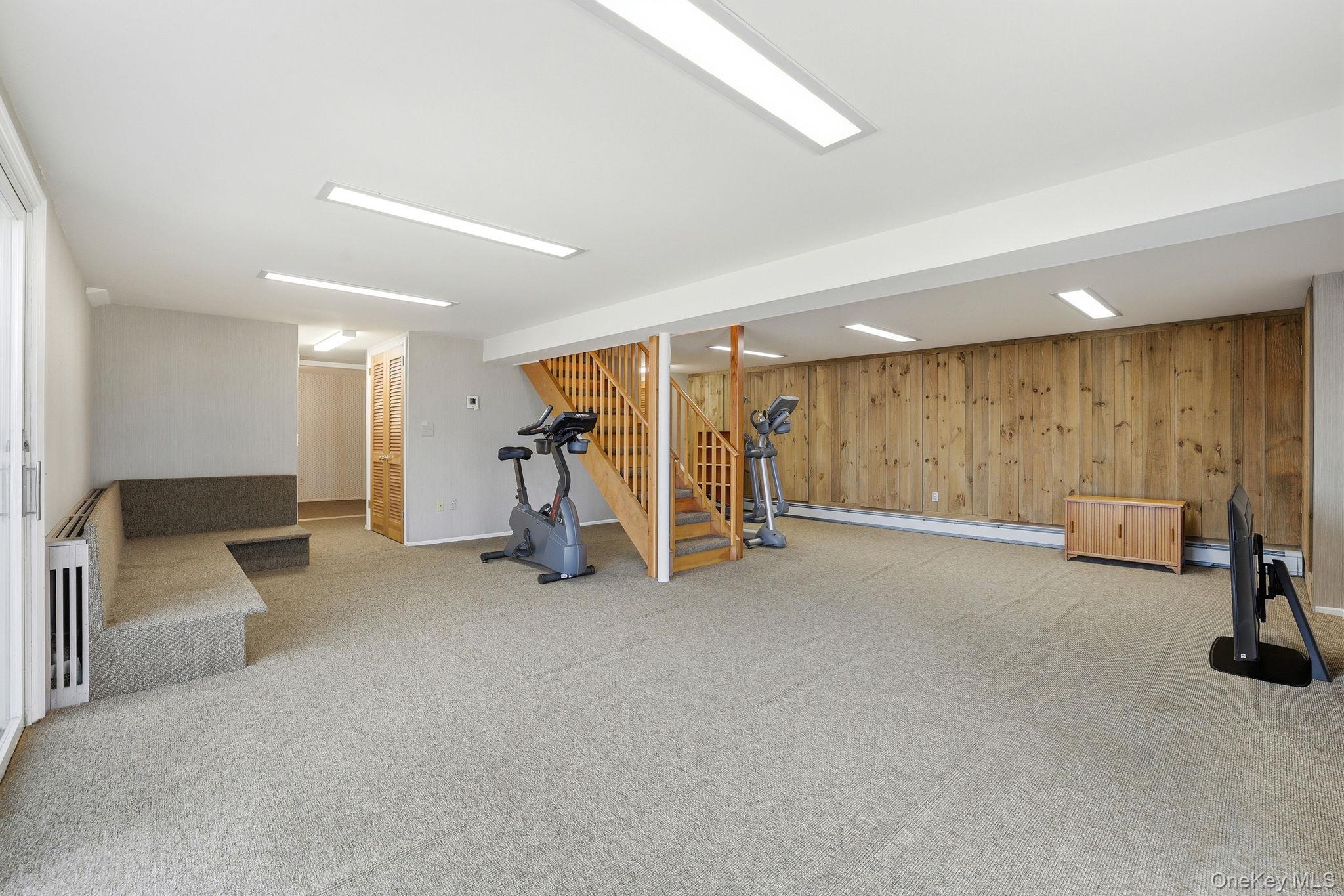 35 Woodcrest Drive