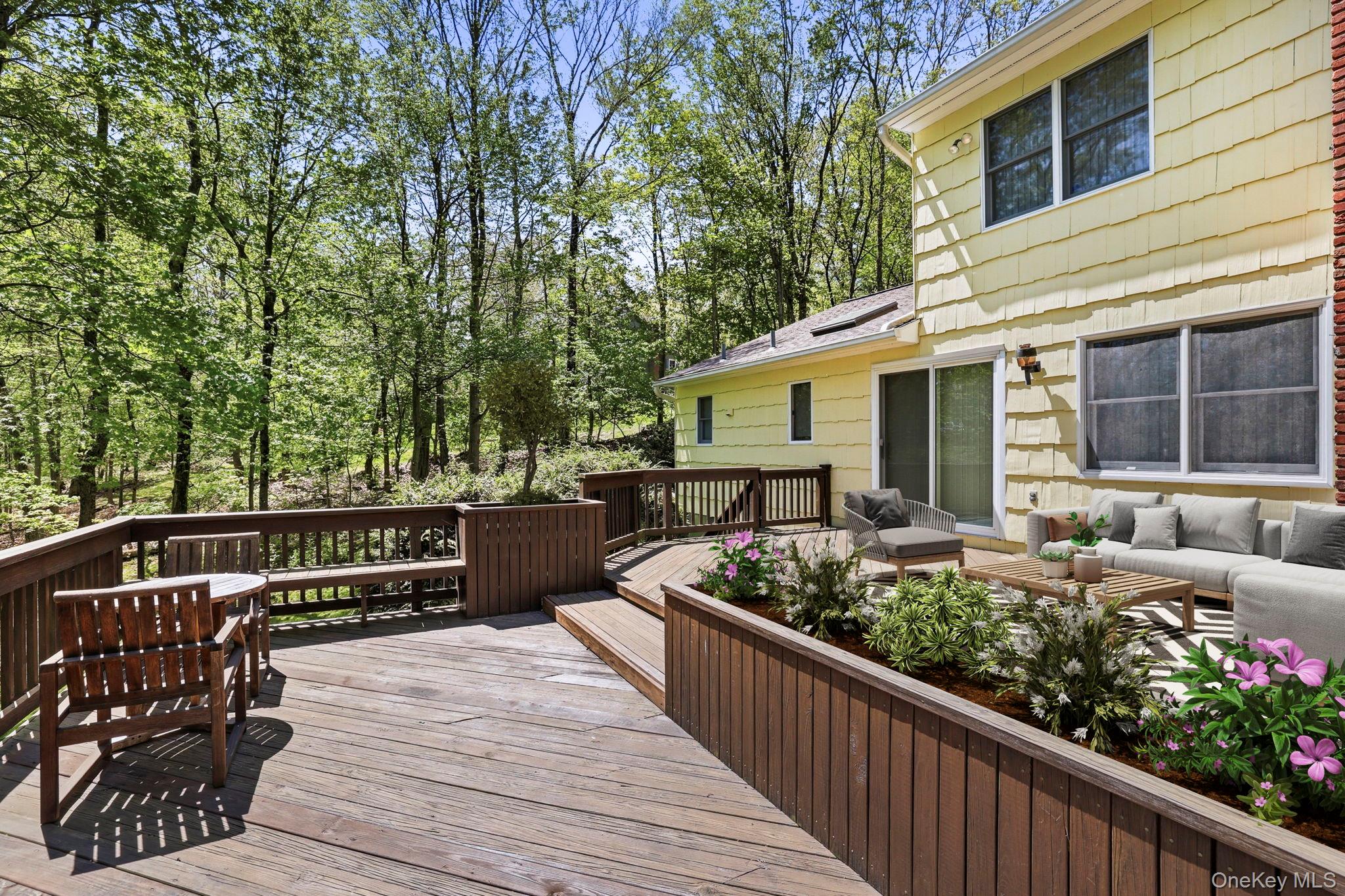 35 Woodcrest Drive