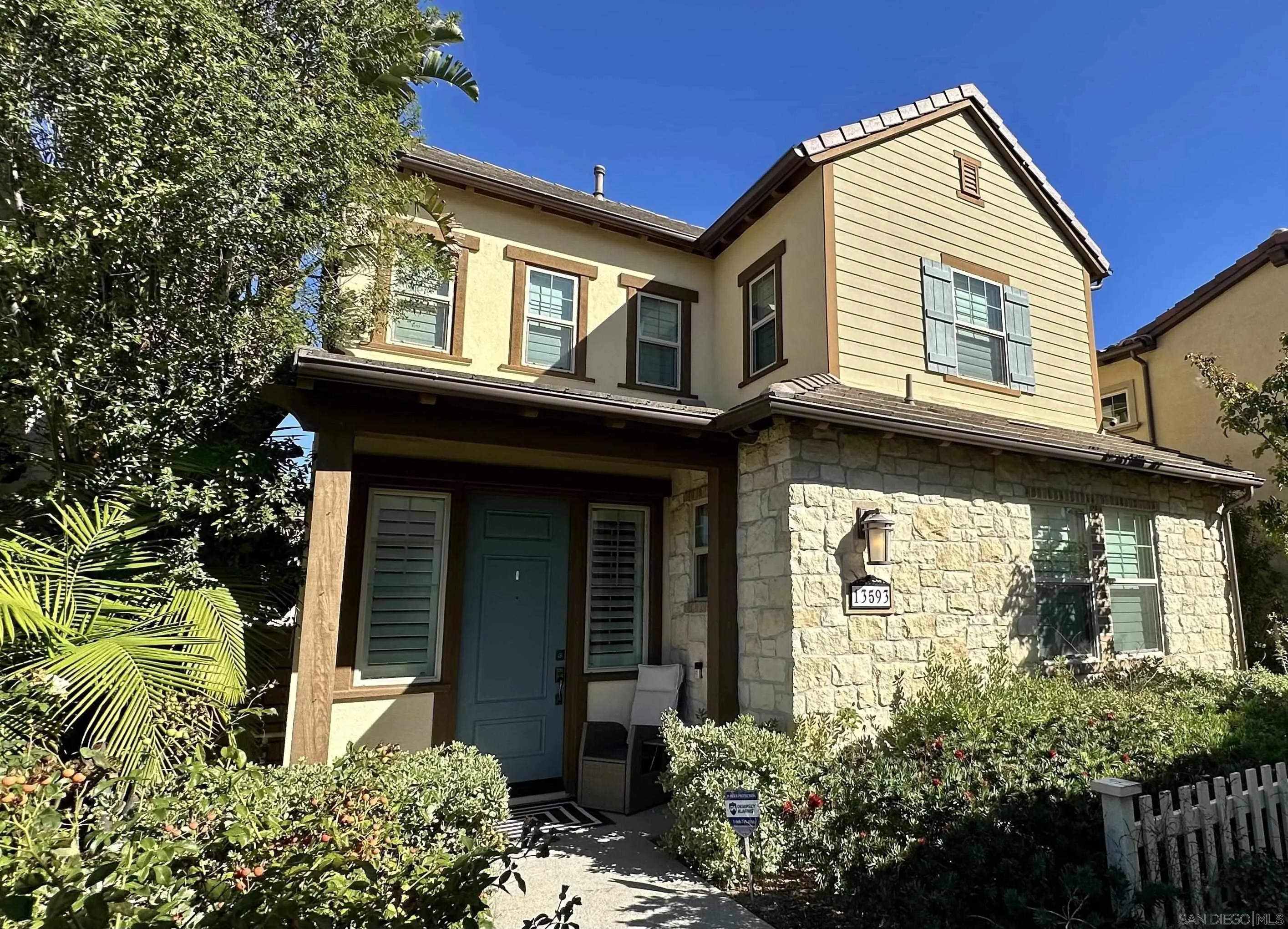 13593 Dondero Place, San Diego