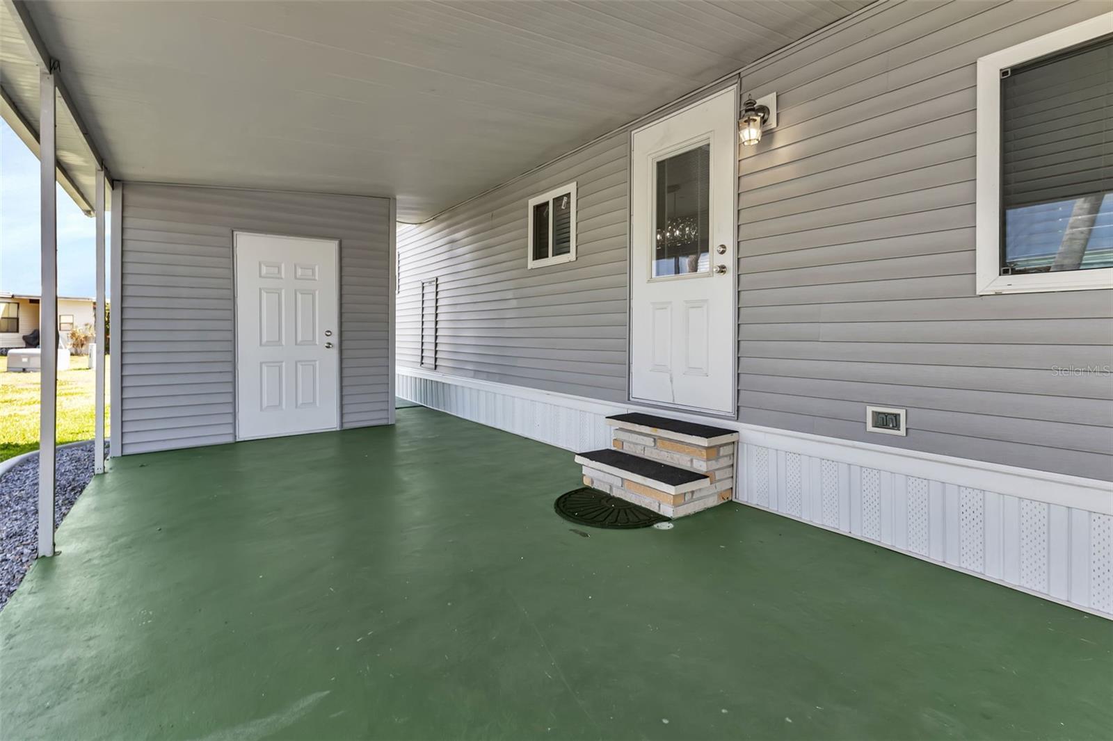 6450 FLORAL CT