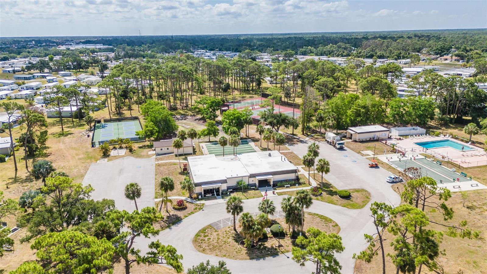 6450 FLORAL CT