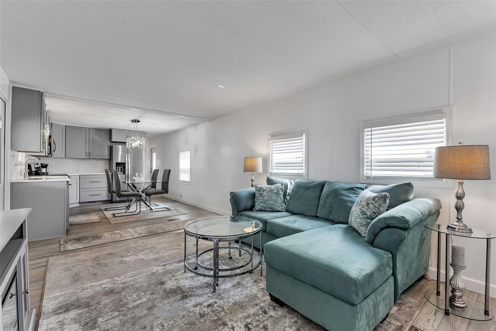 6450 FLORAL CT