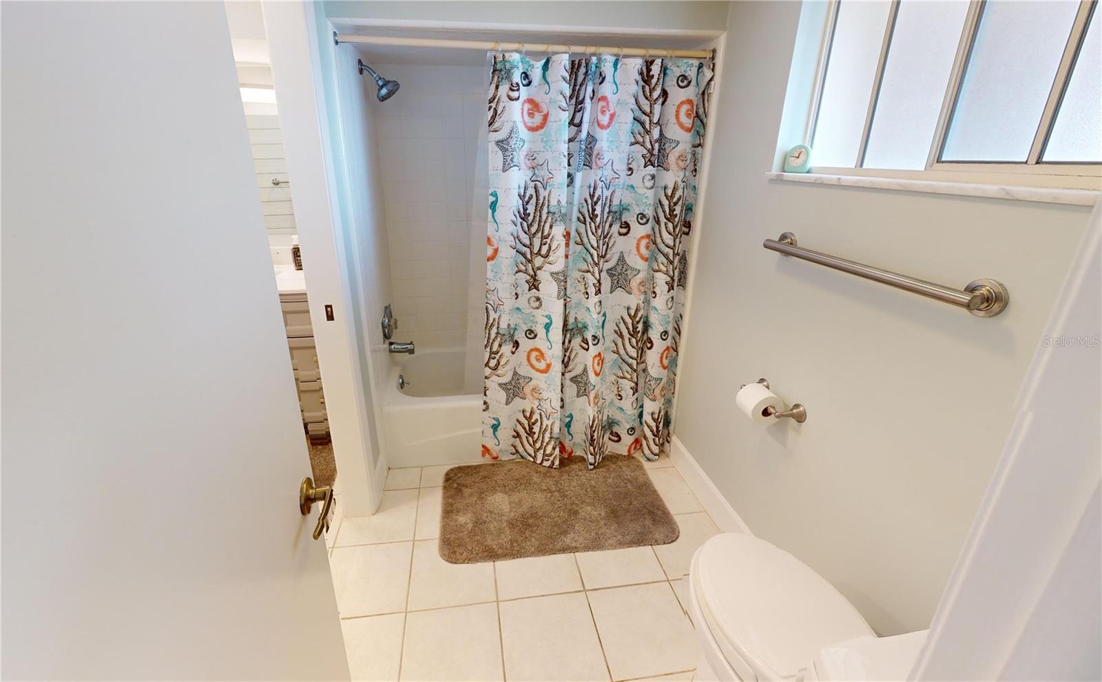 1 COLONY POINT DR #12C