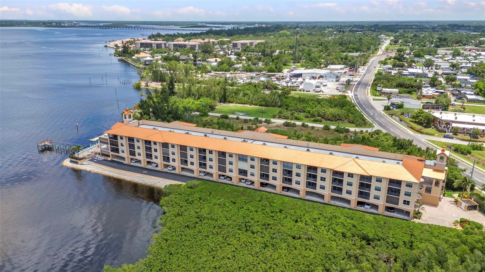 900 E MARION AVE #1403