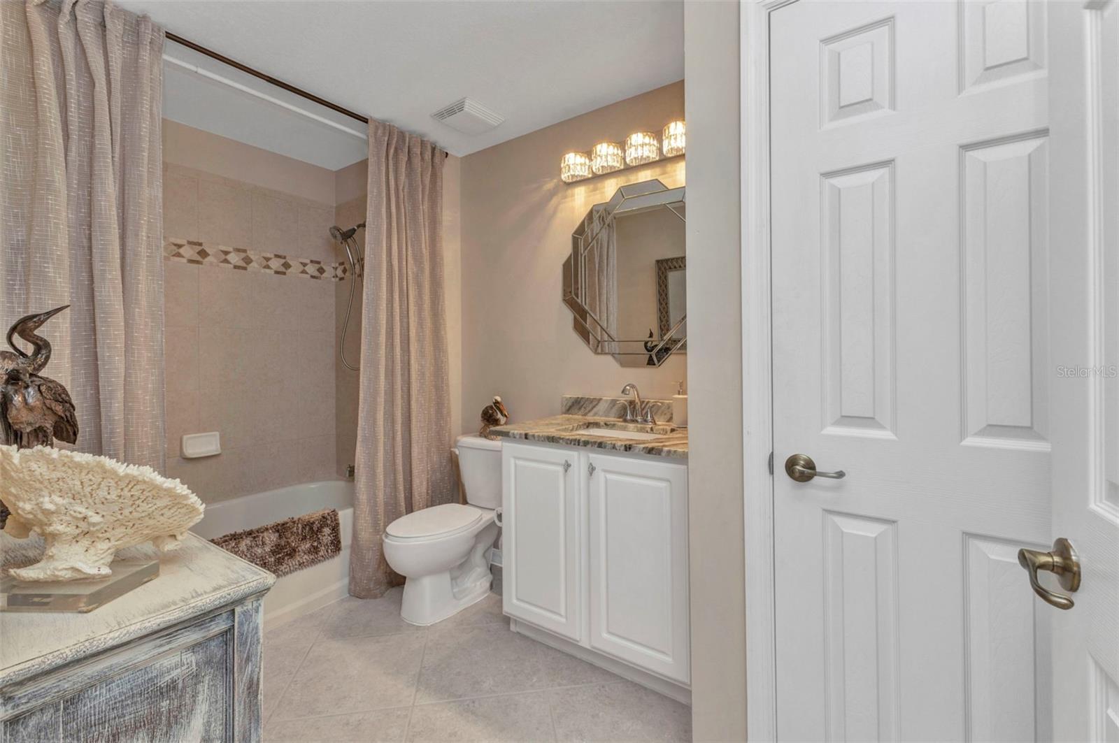 900 E MARION AVE #1403