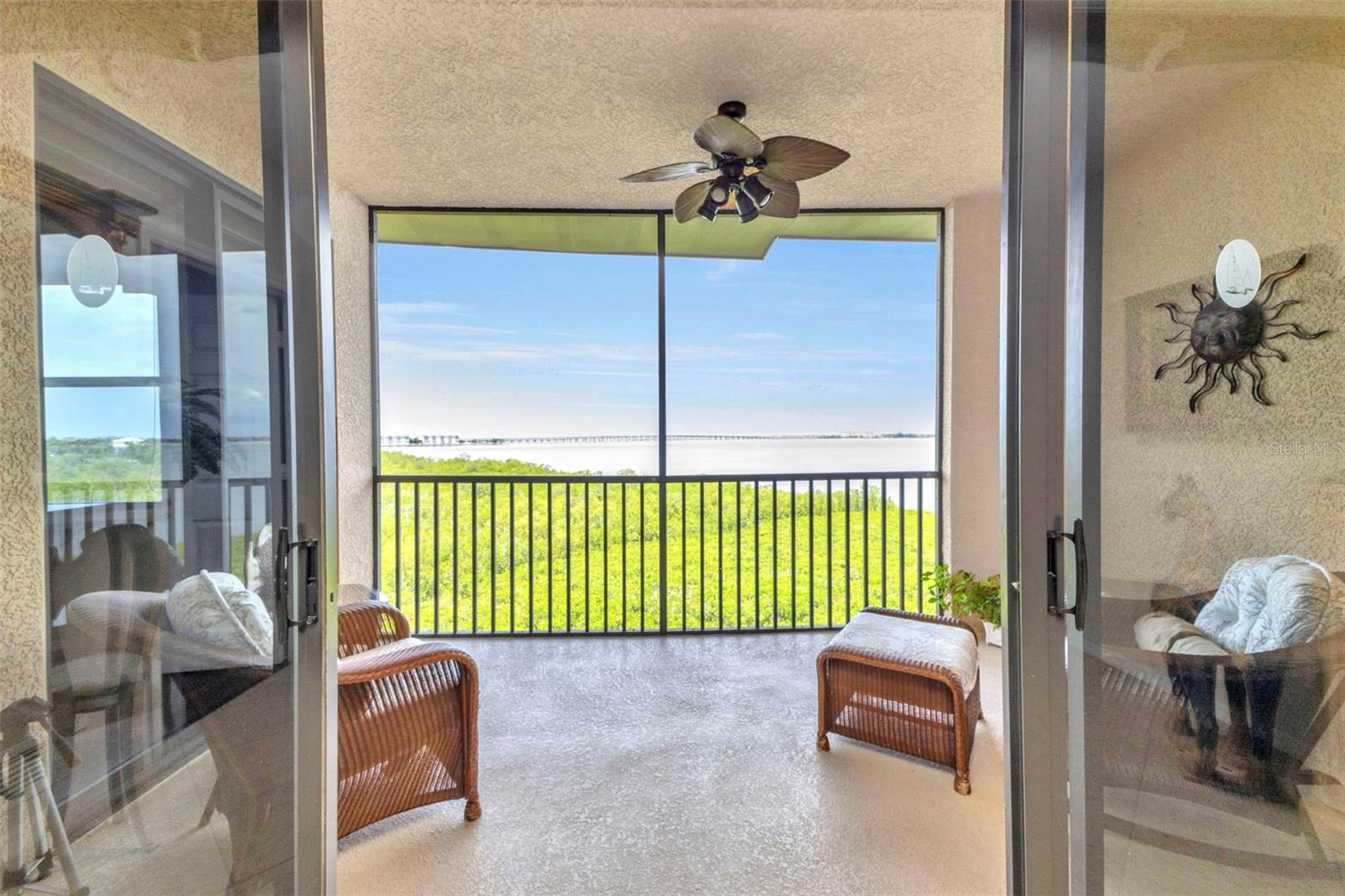 900 E MARION AVE #1403